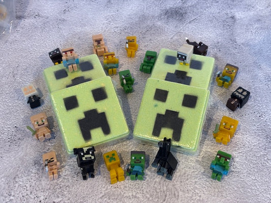 Creeper “Surprise” Bath Bomb