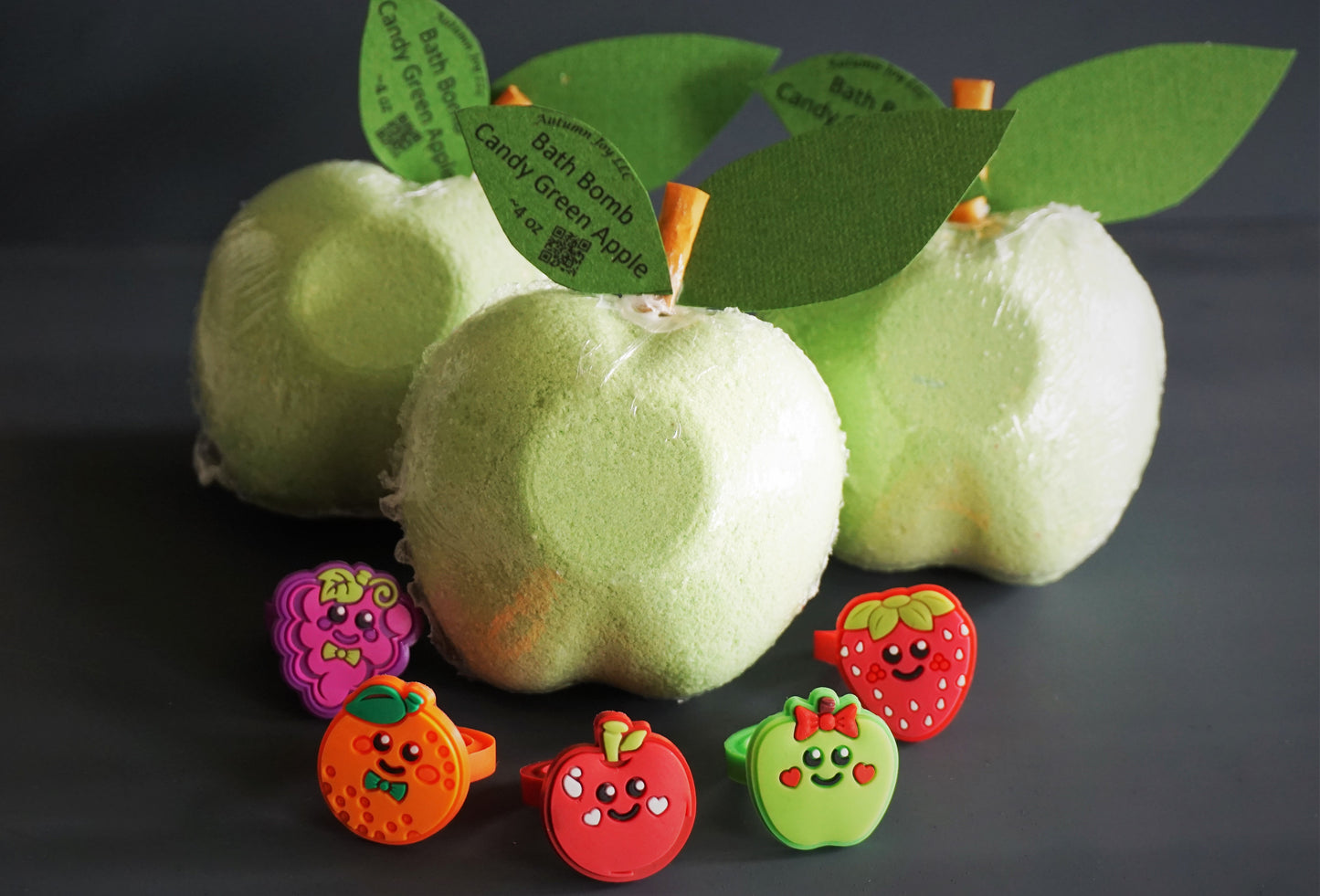 Candy Green Apple with “Fruit Ring Surprise” Fizzy, Foamy Bath Bombs