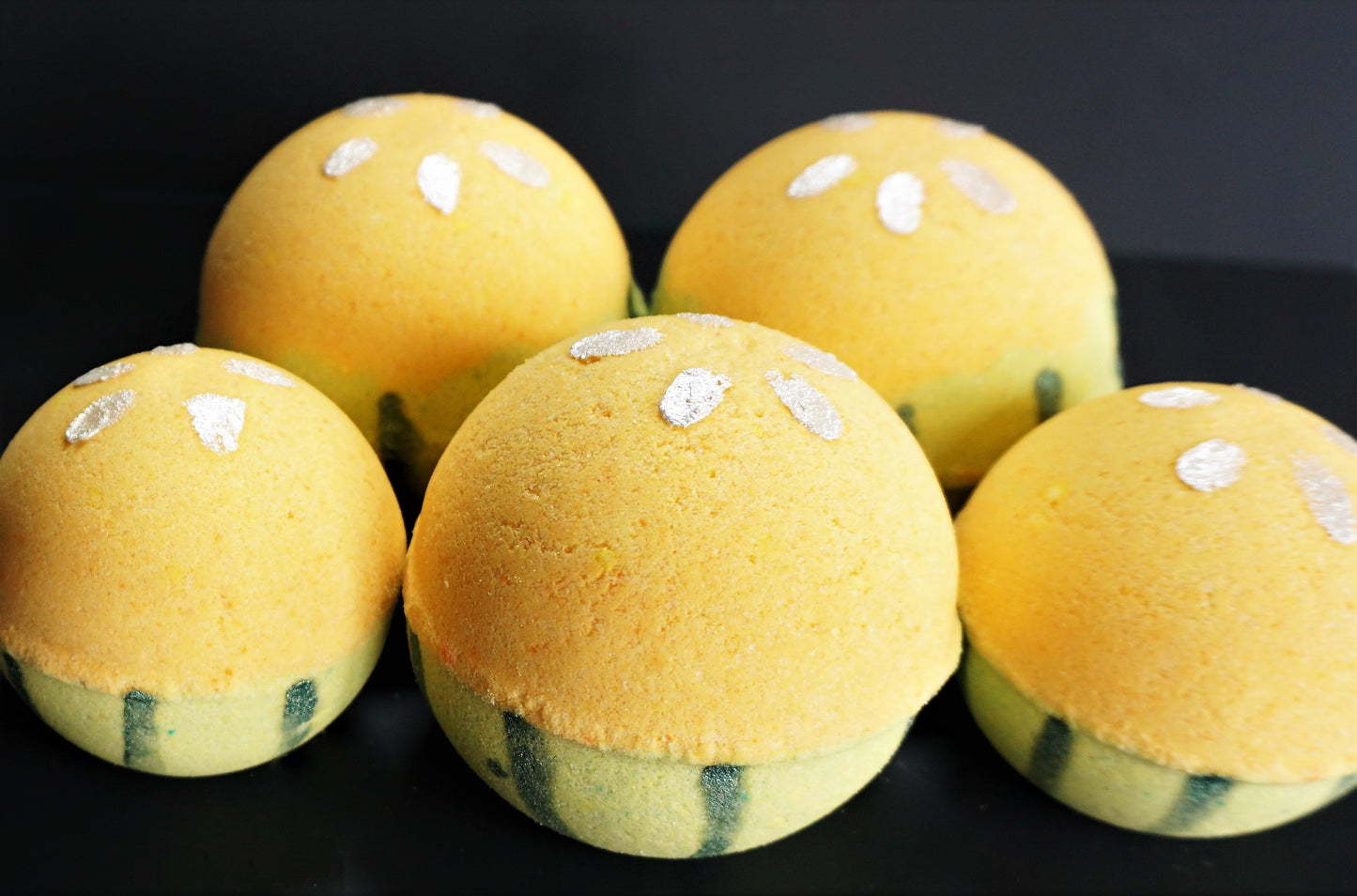 Cucumber and Melon Bath Bomb