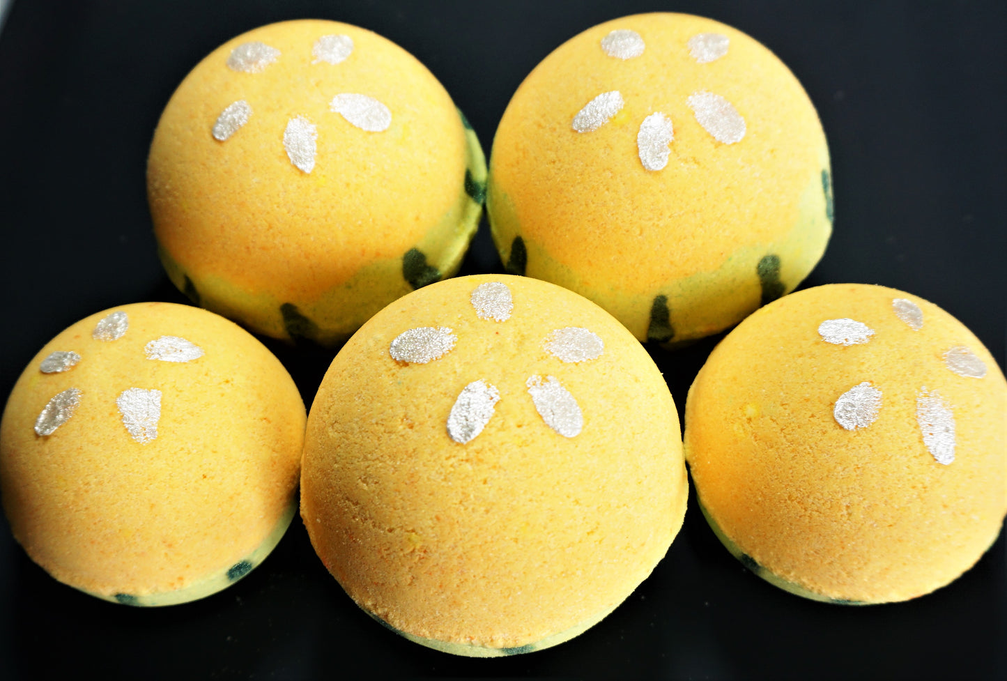 Cucumber and Melon Bath Bomb