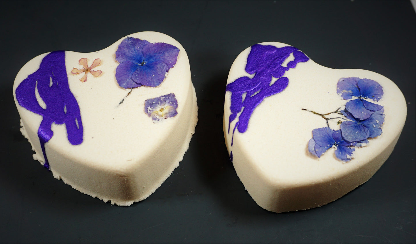 Buttermilk & Brazilian Clay Heart Bath Bomb