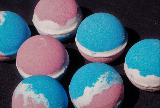 Independence Foaming Bath Bomb