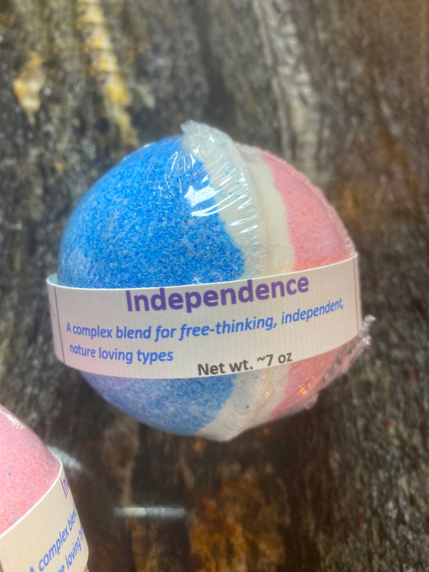 Independence Foaming Bath Bomb